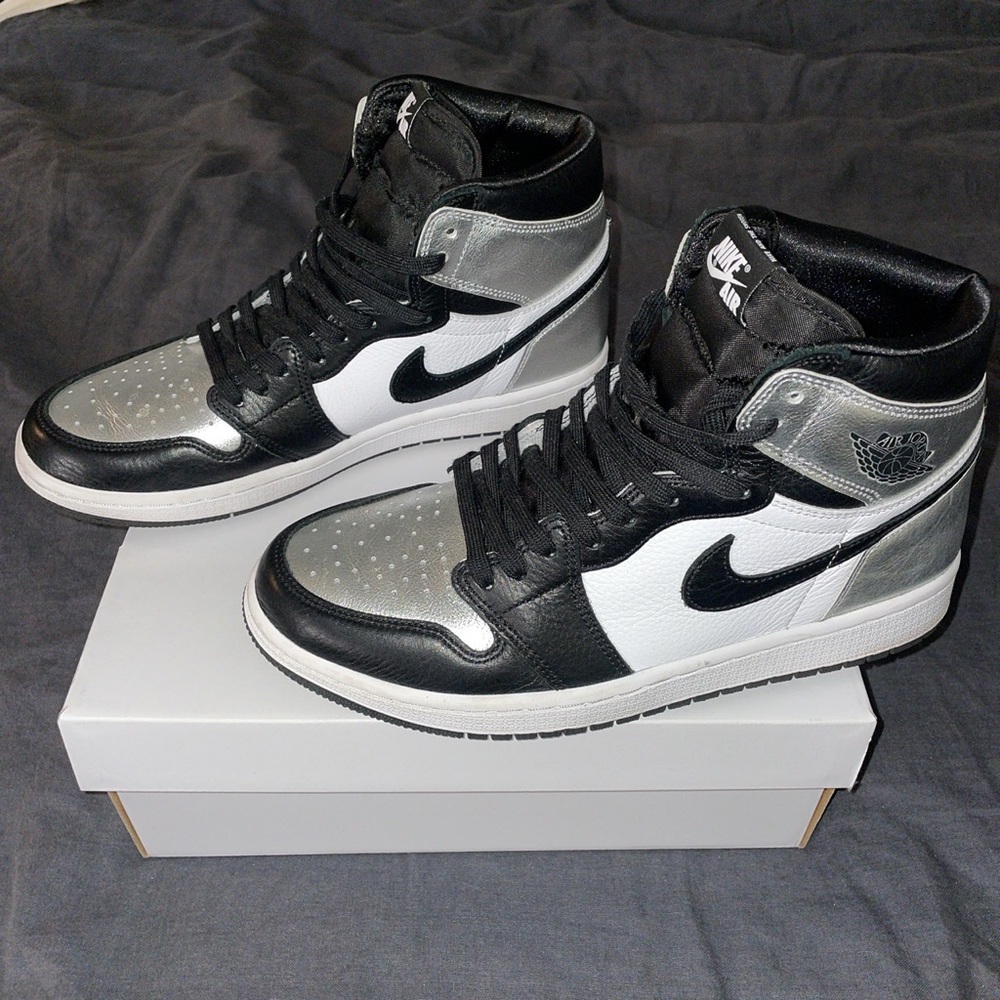 Air Jordan 1 “Silver Toe”